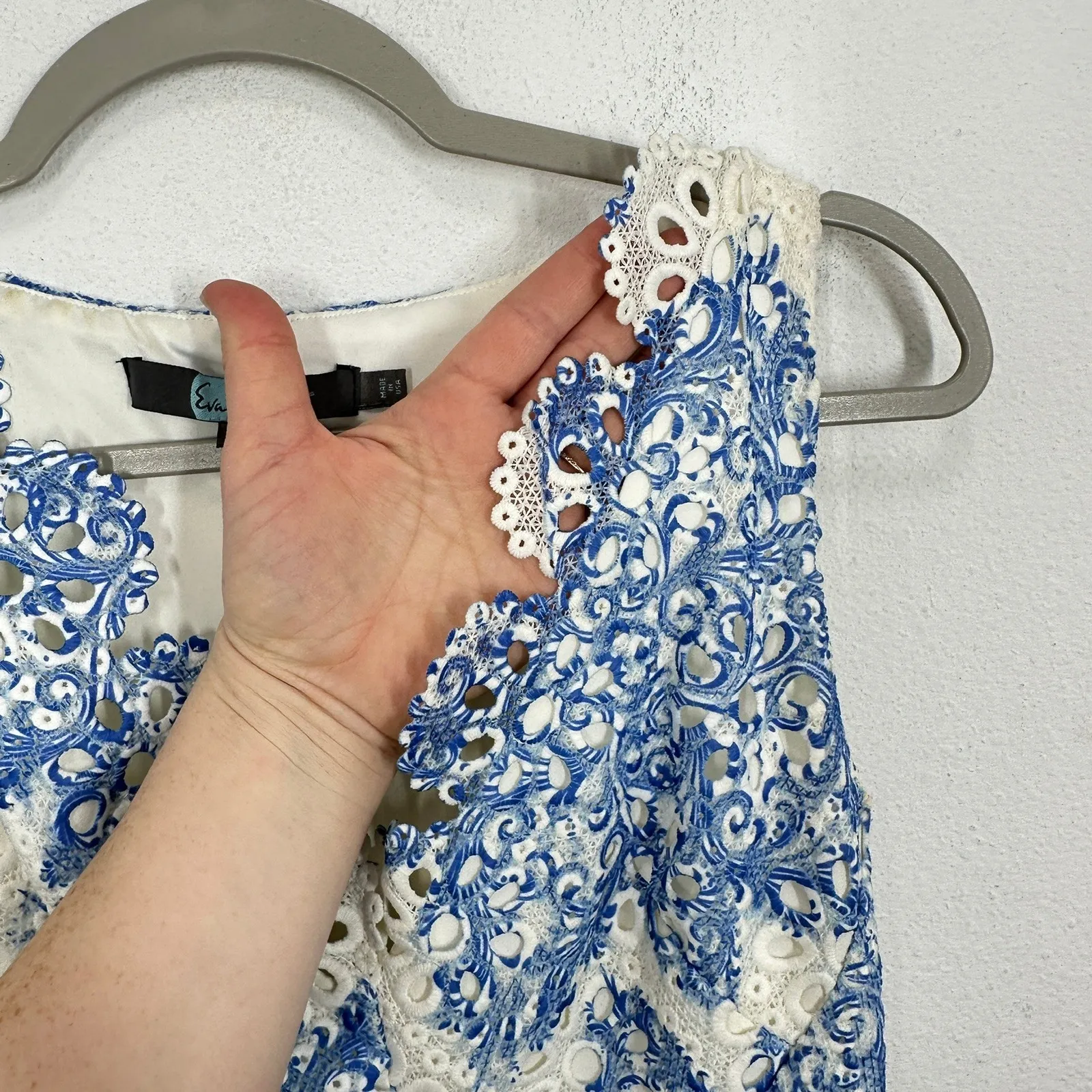 Eva Franco Blue White Lace Overlay V Neck Sleeveless Sheath Dress Size 0 - Image 7