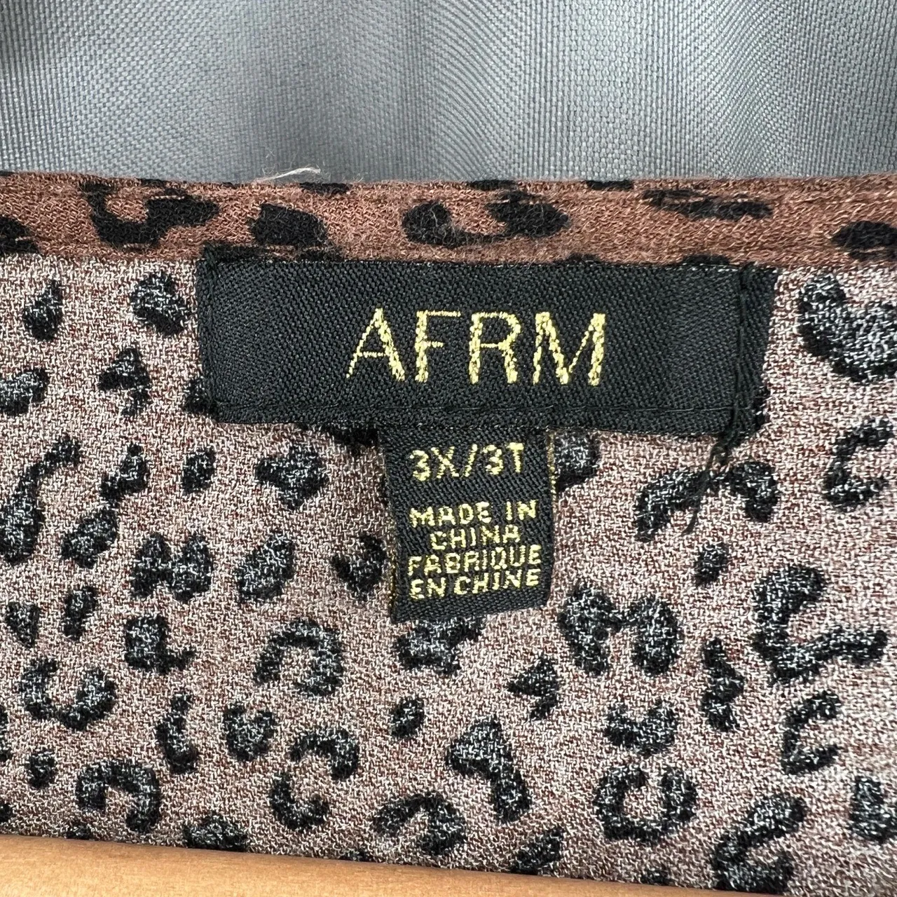 AFRM Leopard Print Peplum Blouse Vneck Smocked Long Sleeve Size 3X - Image 7