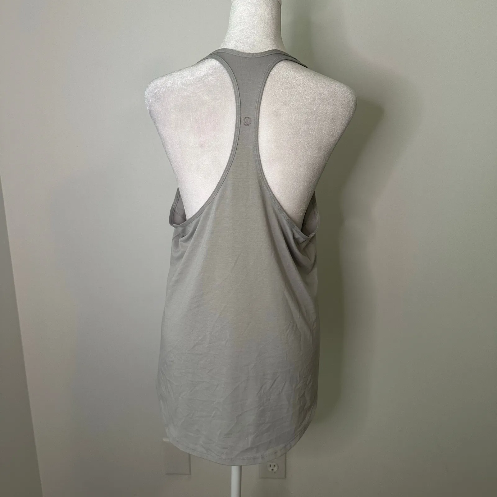 Lululemon light gray racerback tank top - Image 4