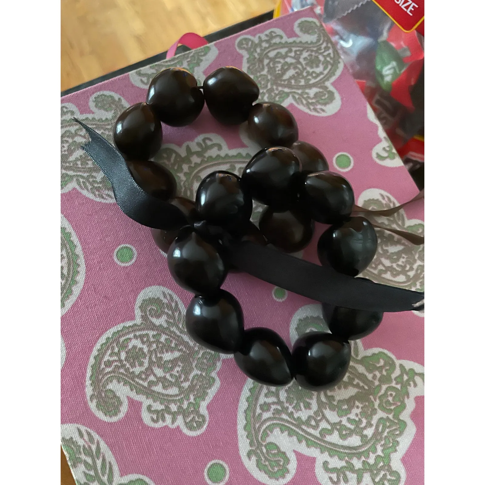 Black and brown stretchy beaded bracelets - Image 2