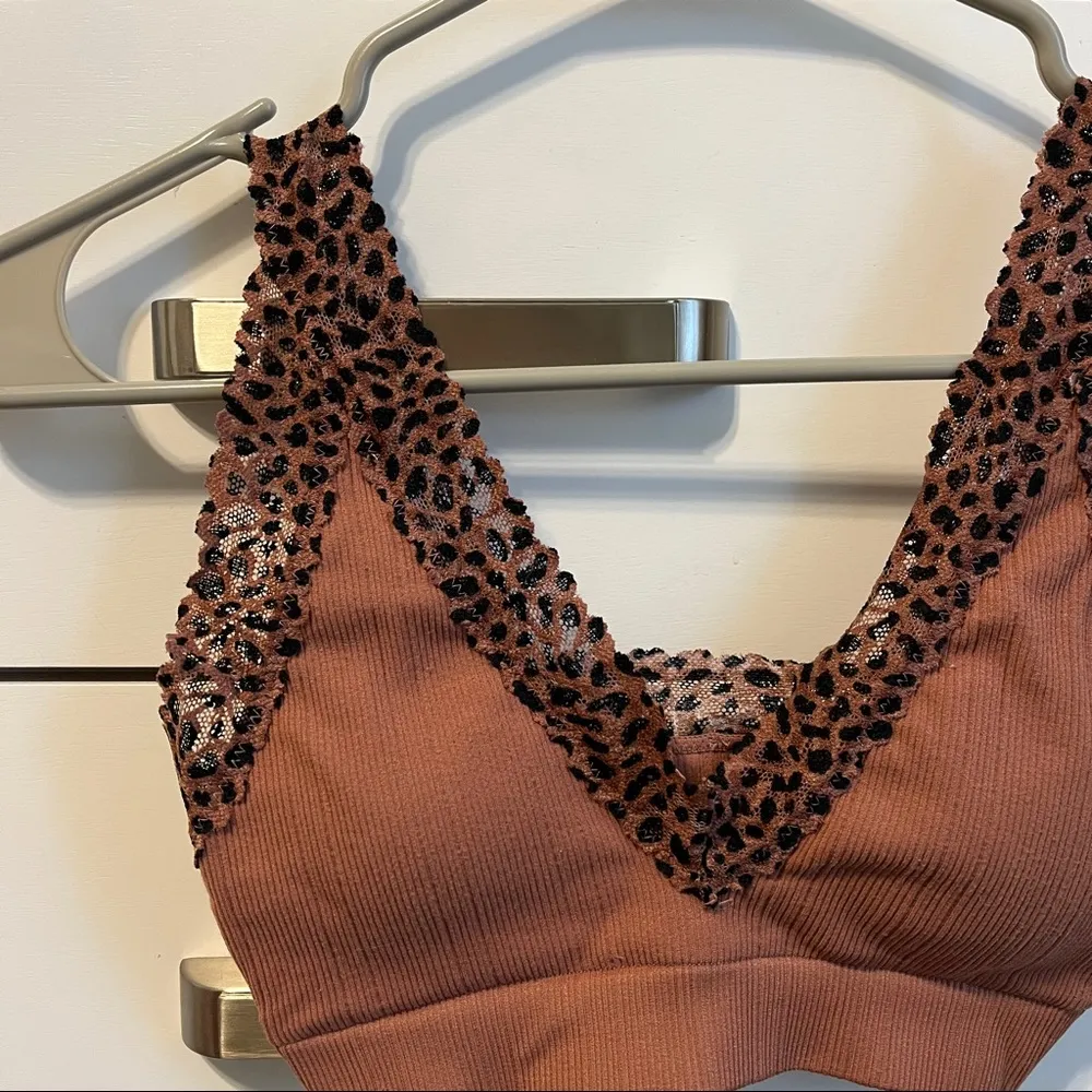 Victorias Secret Pink Mauve Pink Bra with Leopard Cheetah Trim - Image 4