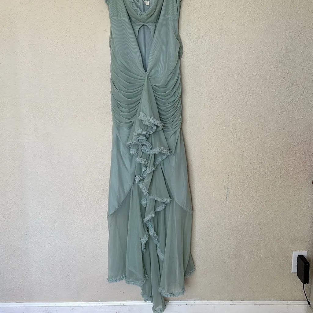 House of CB 'Gabriella' Pistachio Ruffled Keyhole Front Gown NWOT‎ size L - Image 6