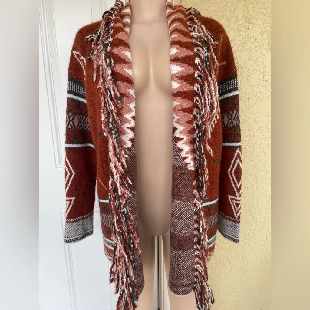 Doe & Rae  Rust Patterned Cardigan - Image 5