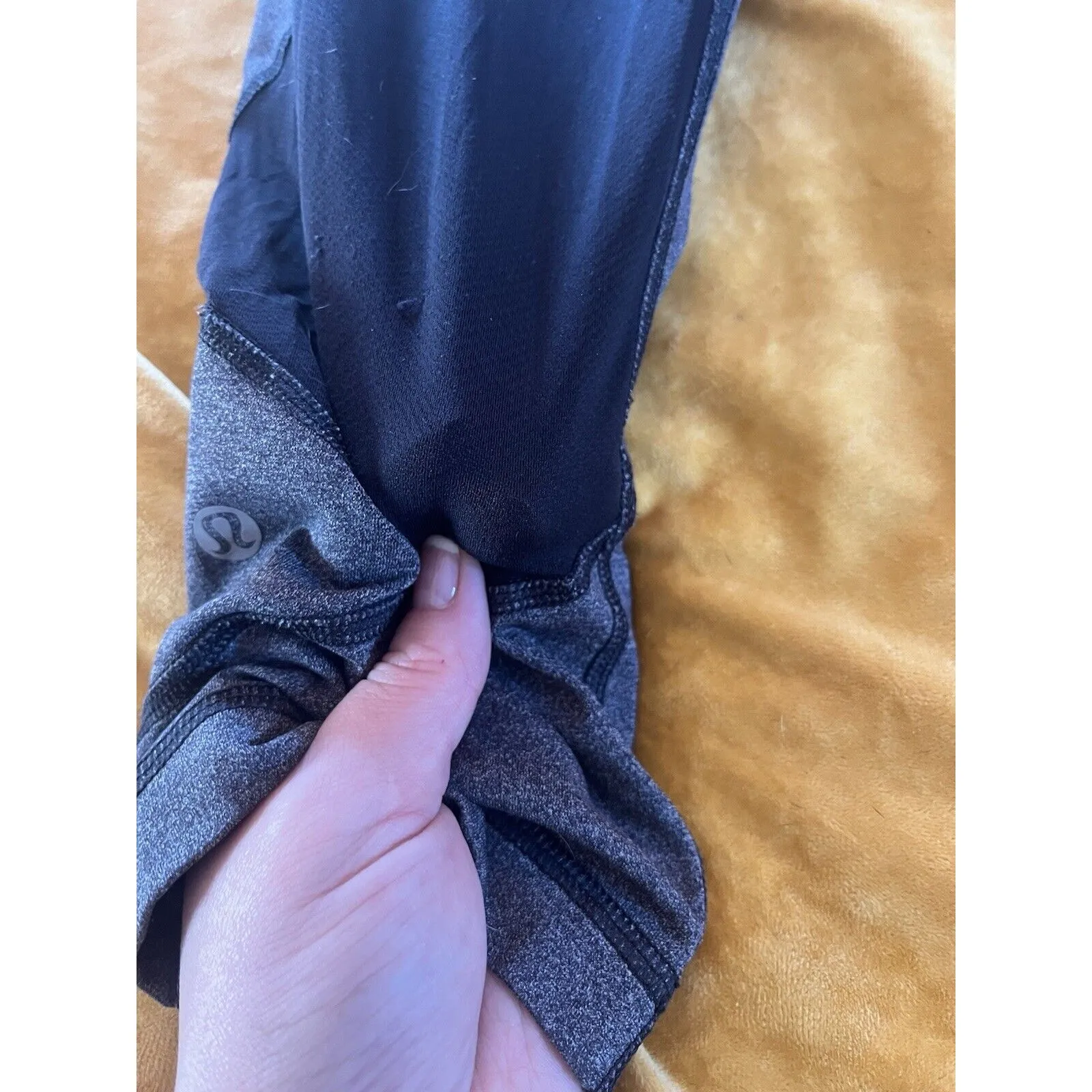 Lululemon Women's 6 Luxtreme Running Leggings Pants Gray Black 23’’ Zip Pocket - Image 7