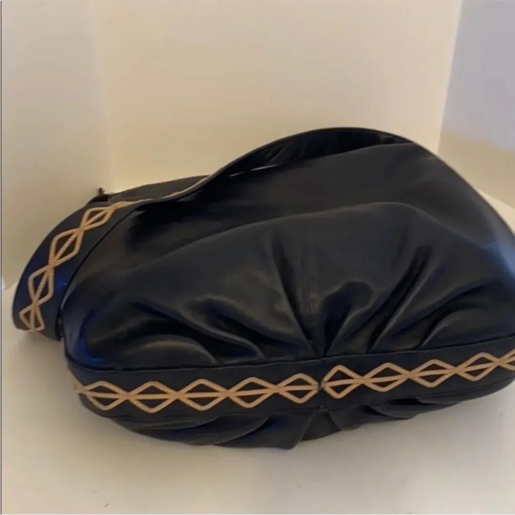 Nicole Miller Black Leather Shoulder Bag - Image 3