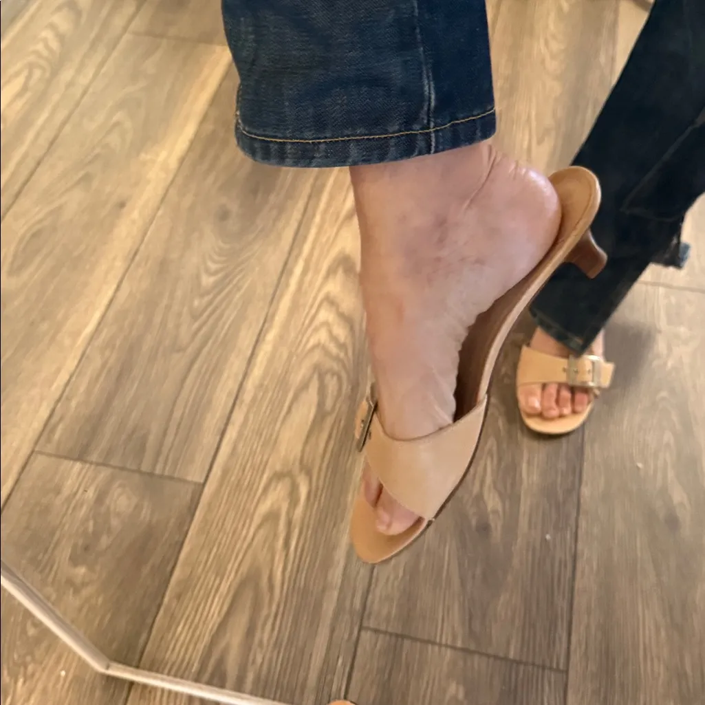 Amalfi Beige Buckle Slide Sandals Tan Size 9.5 - Image 7