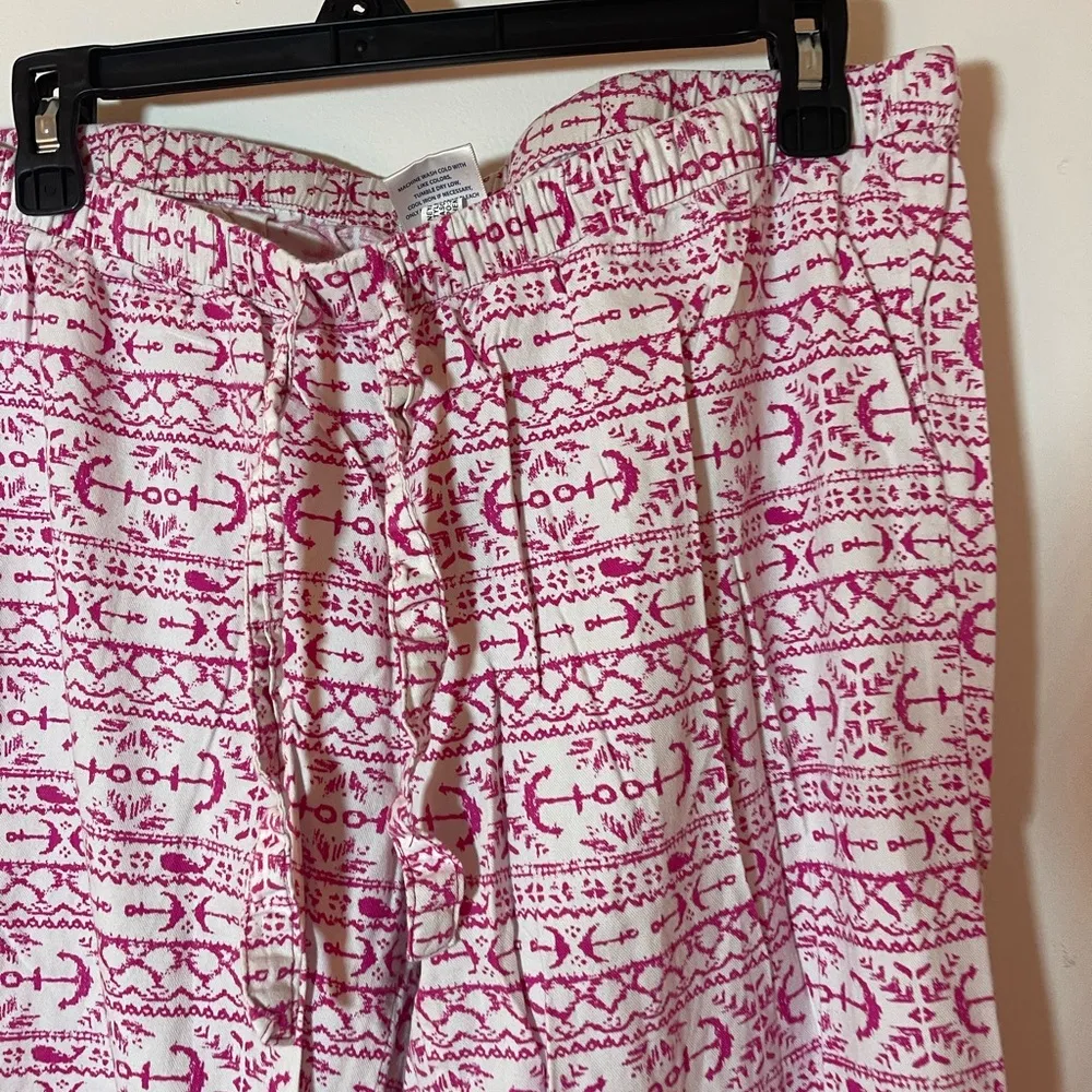 vineyard vines pink and white patterned pajama pants - Image 2