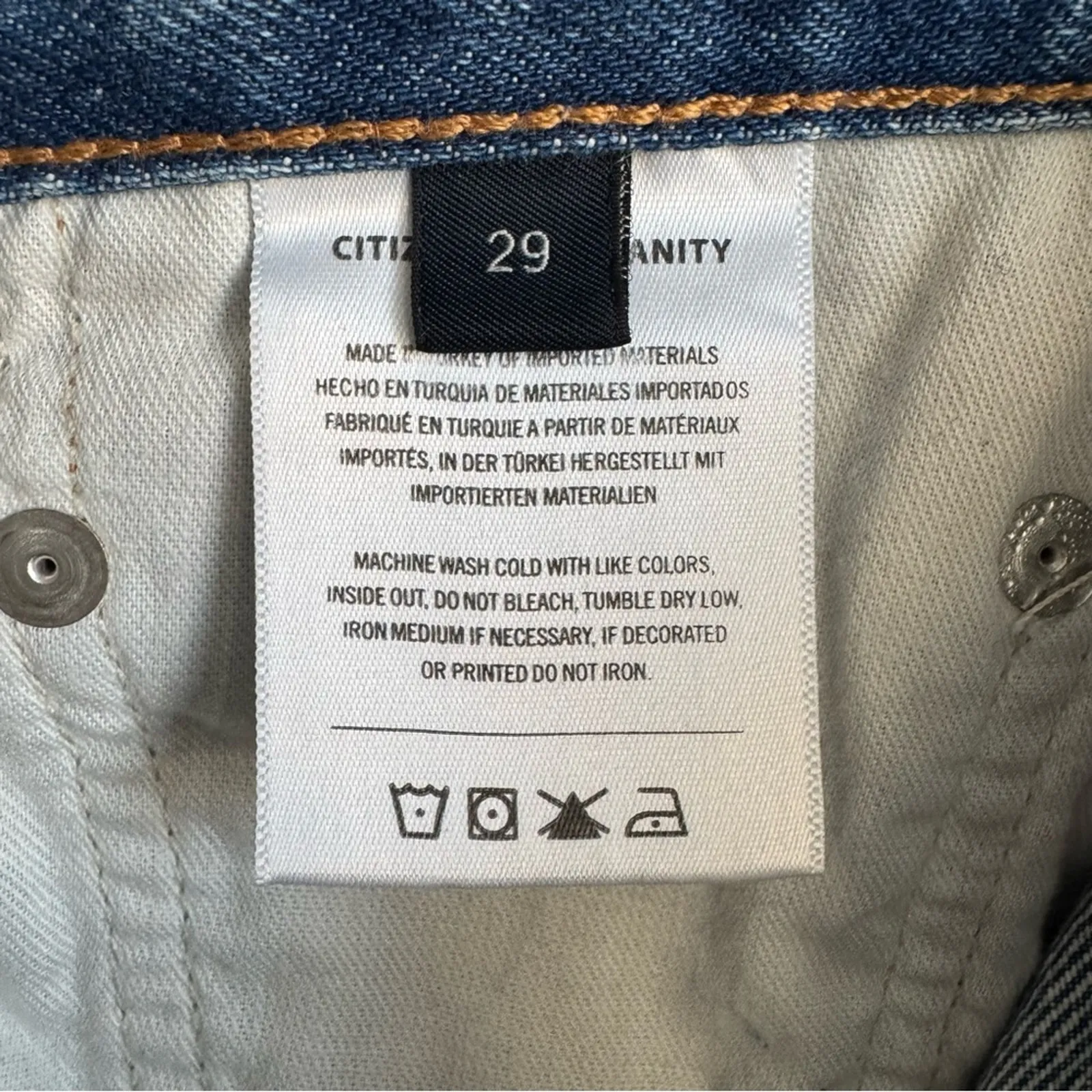 Citizens of Humanity Ayla Raw Hem Crop Jeans in Doheny Wash Size 29 - Image 7