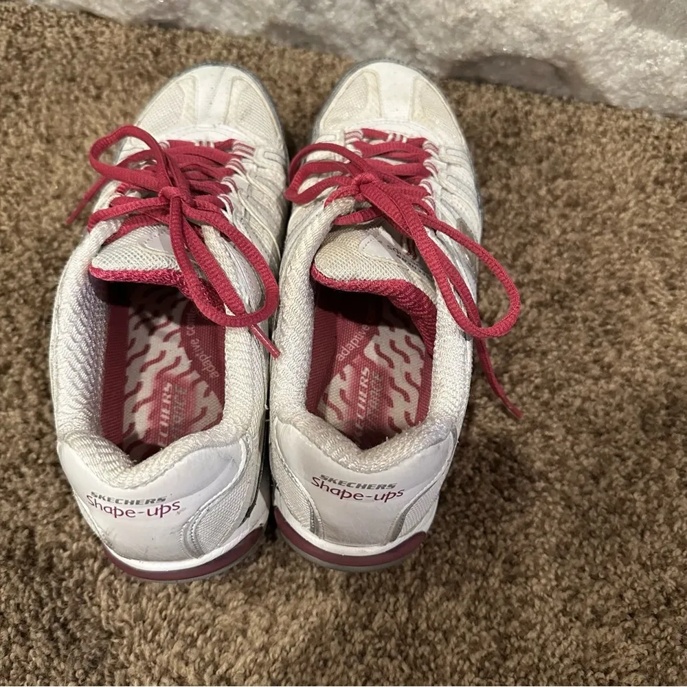 Skechers shape ups walking shoes size 7 white pink gray - Image 6