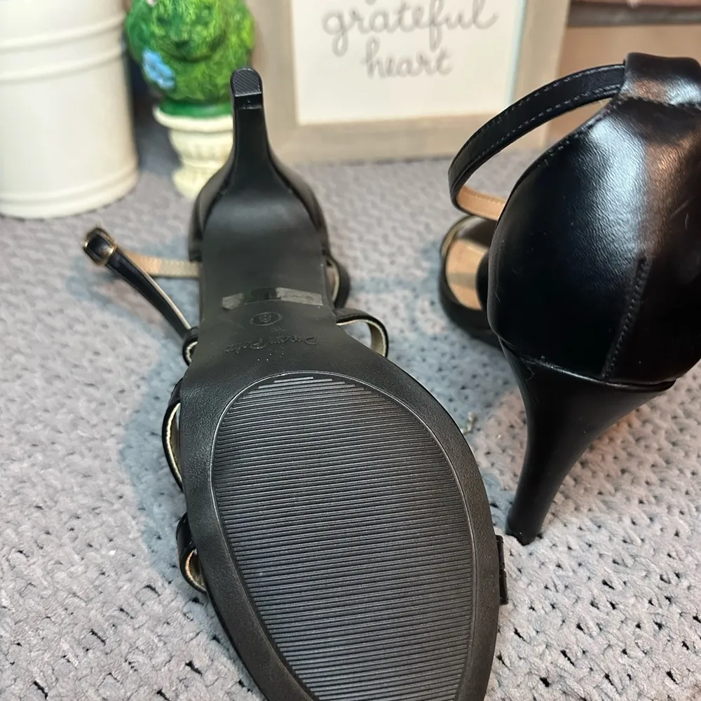 NEW Dream Pairs Strappy Black High Heels - Image 5