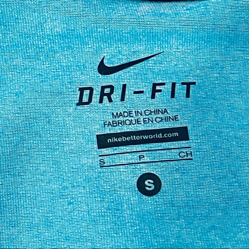 Nike Dri Fit Rally Training Crew Sweatshirt Size S - Image 10