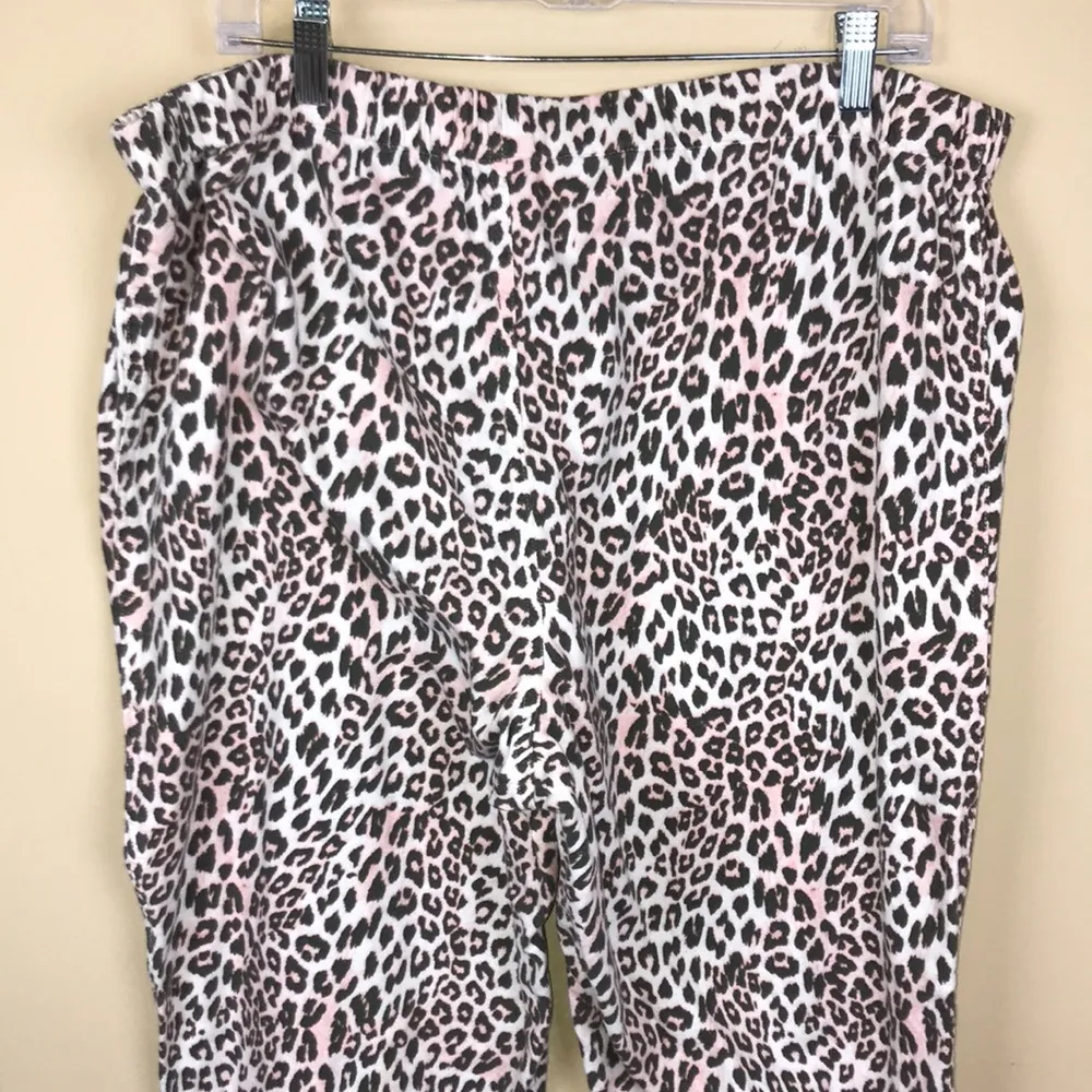 Lands’ End Women’s Cheetah Print Fleece Drawstring Pajama Pants - Image 5