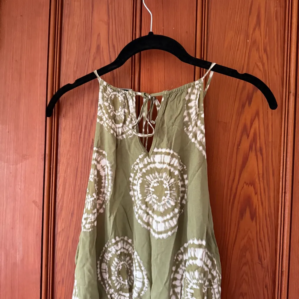 Forever 21  Green and White Patterned Romper Size Large - Image 6