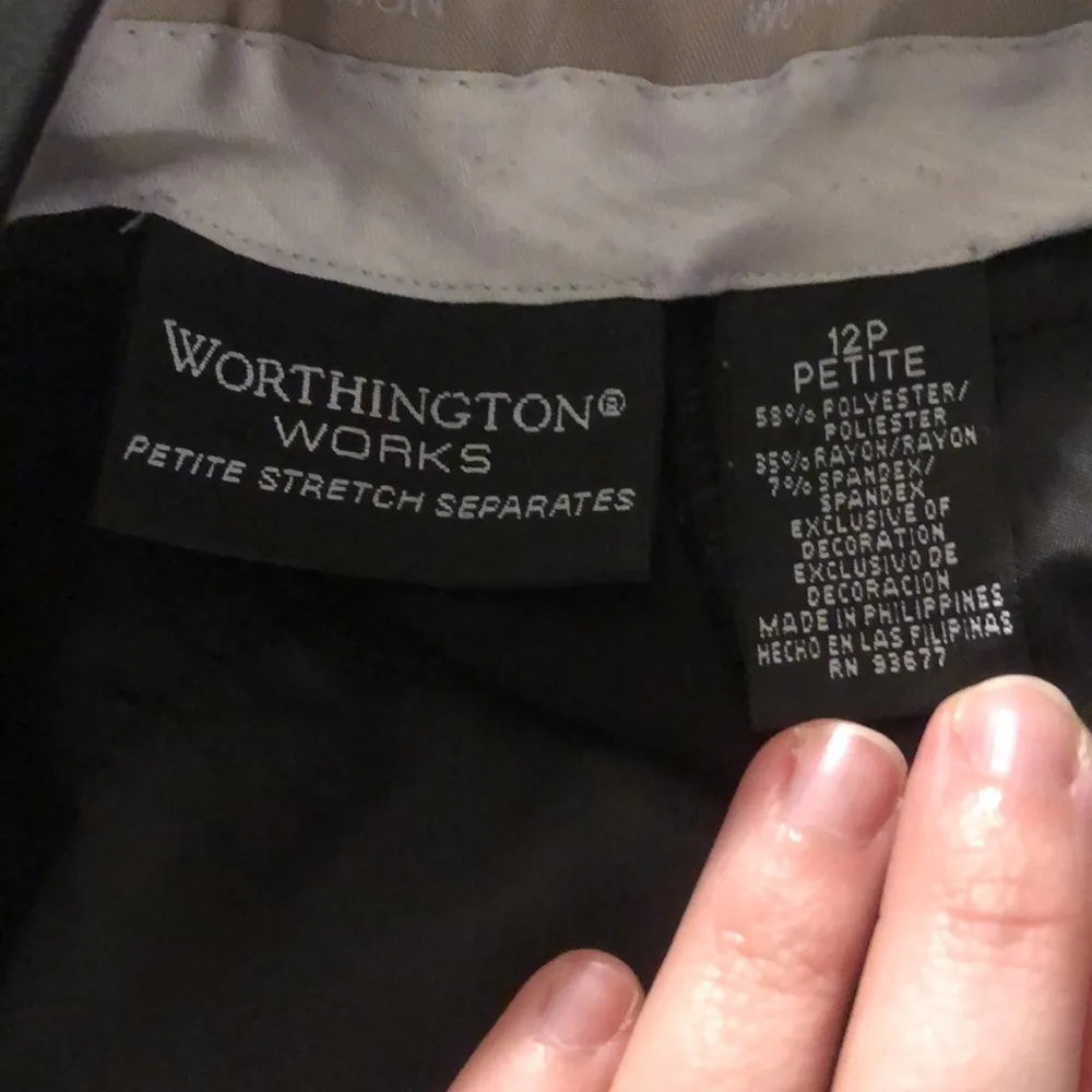 🔹 4 for $30 Worthington dress capris - Image 4