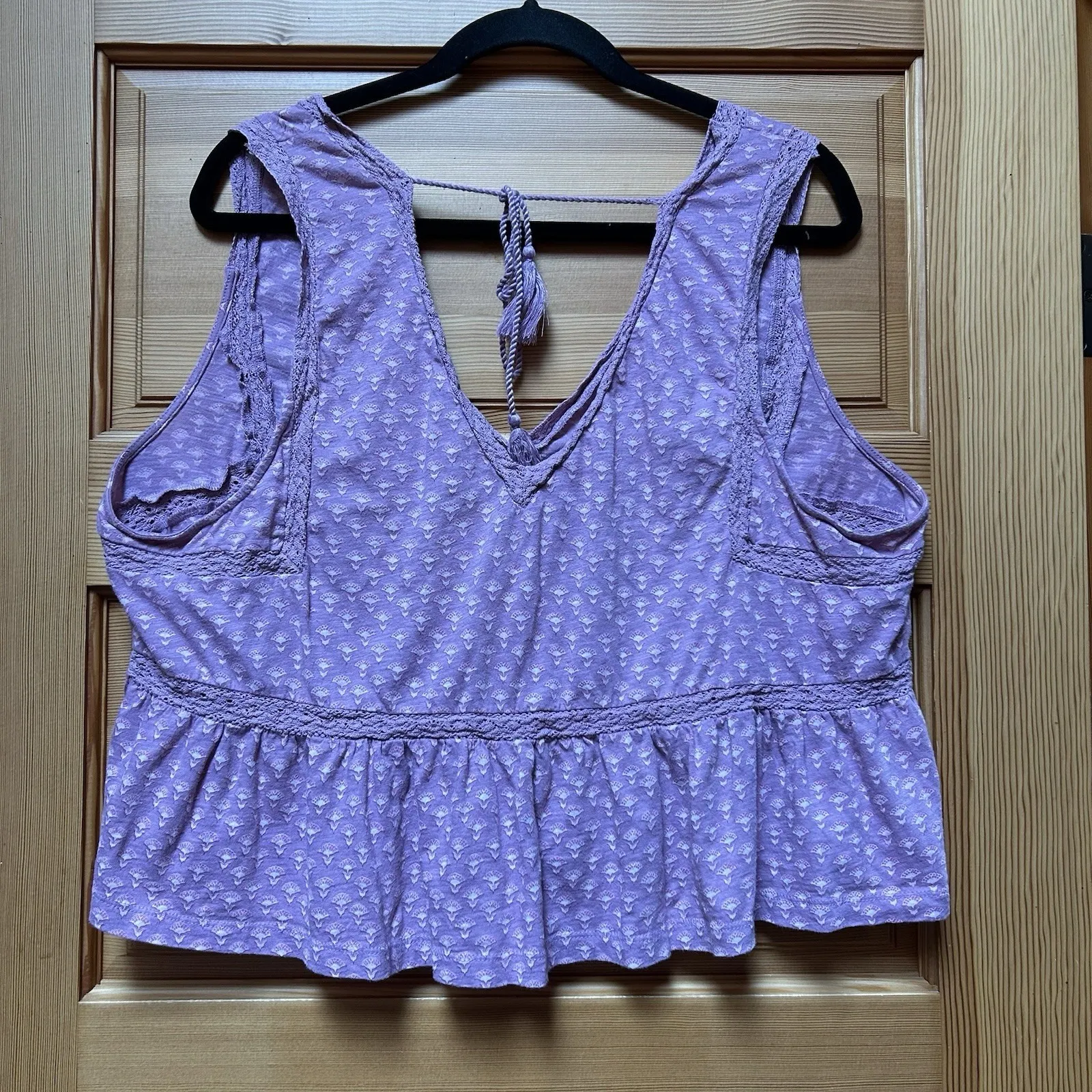Lucky Brand Lilac Cropped Floral Babydoll Crochet Peplum Top Boho Y2K Size Large - Image 2