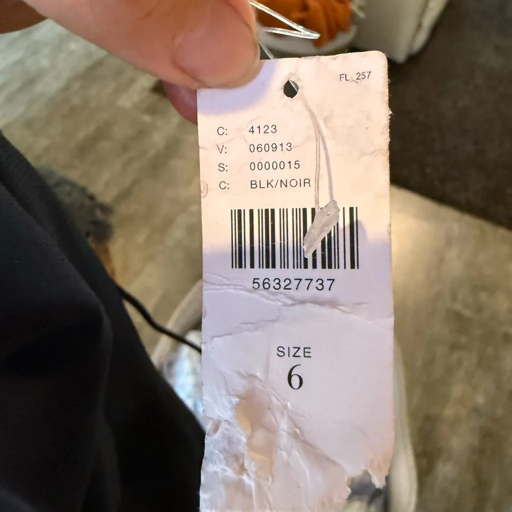 NWT Mave by Anthropologie Magdalena Jumpsuit‎ in Black Size 6 - Image 13