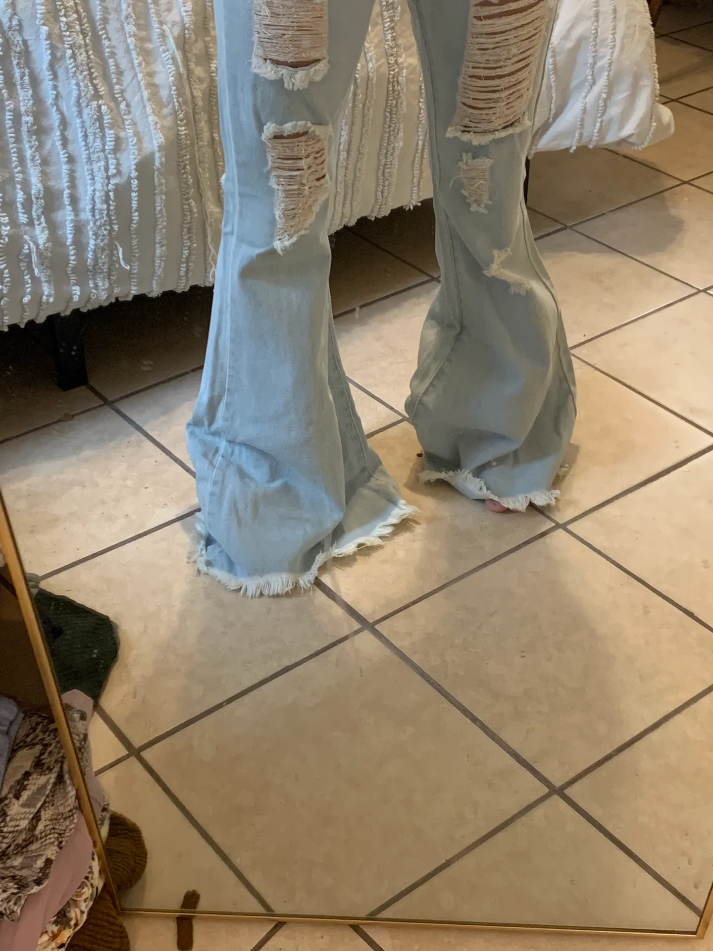 SheIn High Waisted Bell Bottom Jeans - Image 5