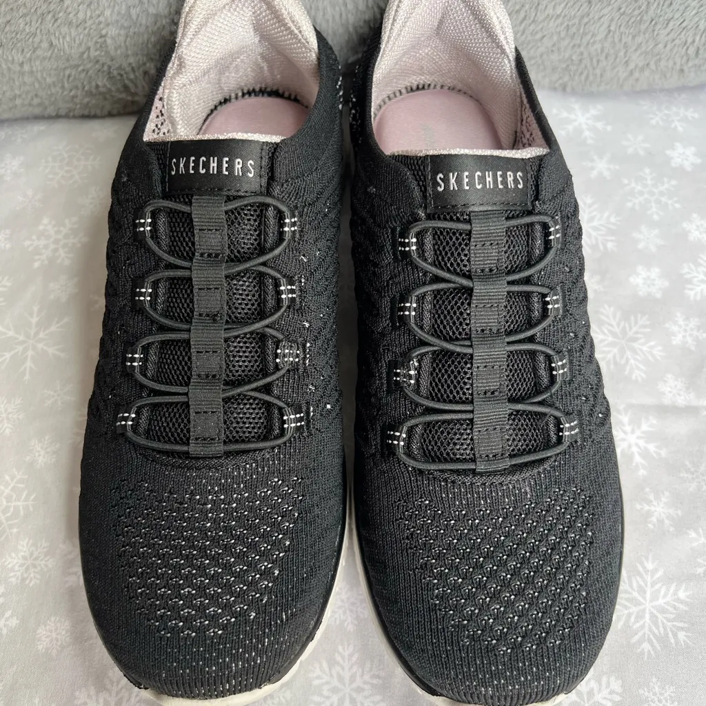 Black Athletic Sneakers with small heart-shaped details with small pink areas - Image 6