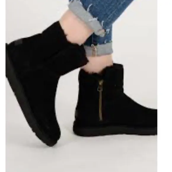 UGG Abree Zippered Mini Ankle Black Boots Shearling Suede Women’s Size: 6 - Image 2