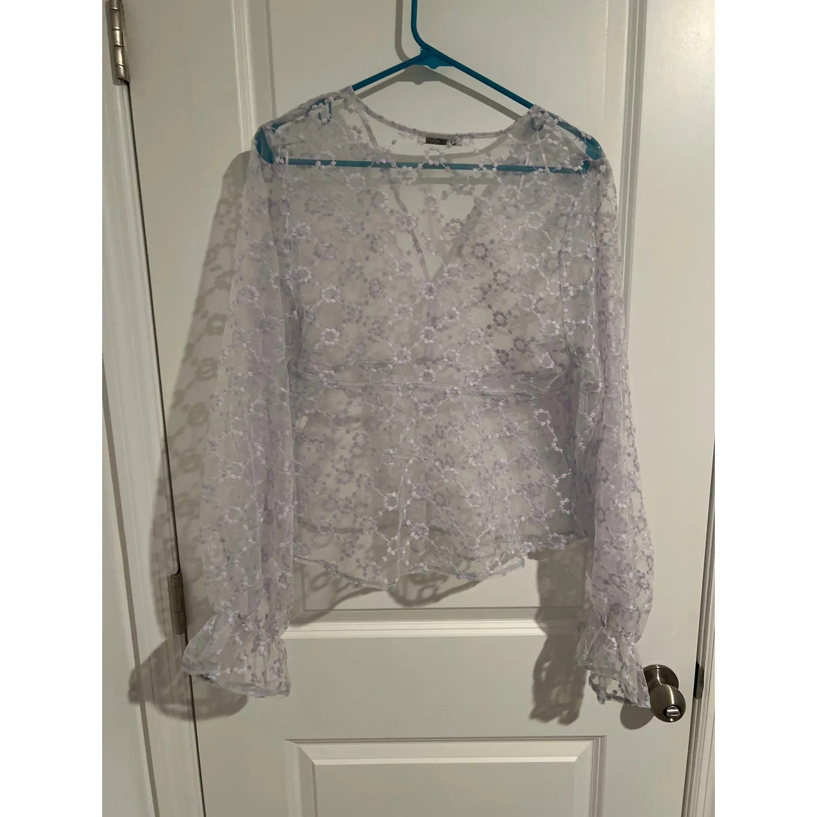 Zara Embroidered Bishop Sleeve V-Neck Blouse – Size S - Image 5