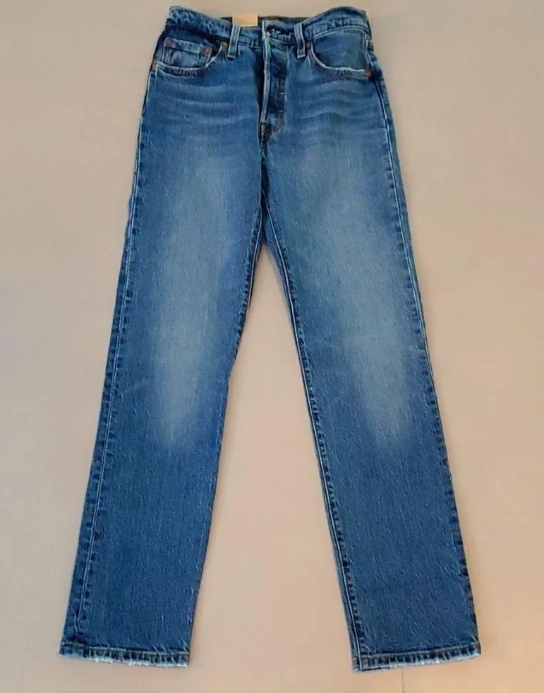 NWT!  501 90's Woman's Jeans - Image 3