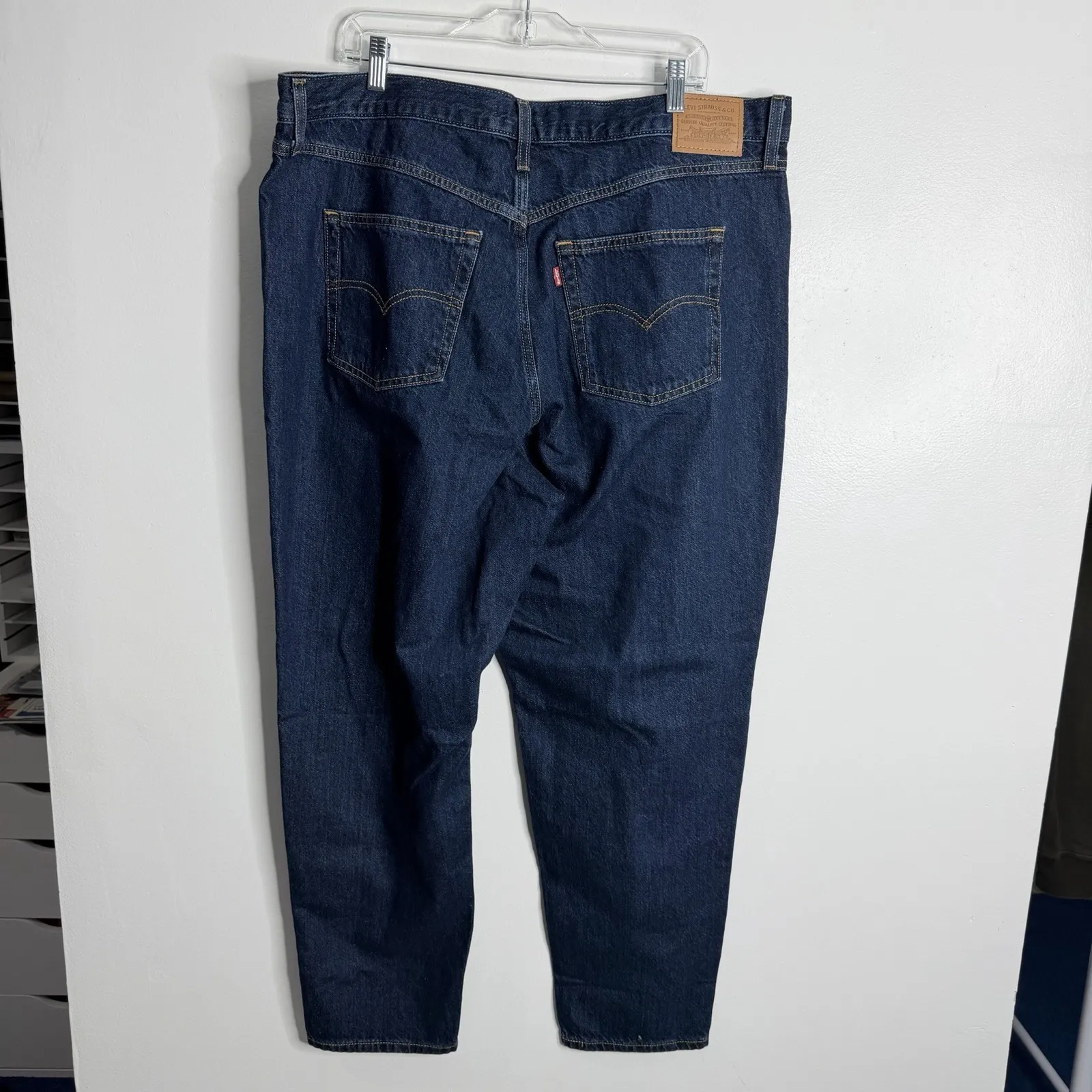 Levi's Premium 80s Mom Jean High Rise Tapered Leg Relaxed 18W Casual Premium - Image 3