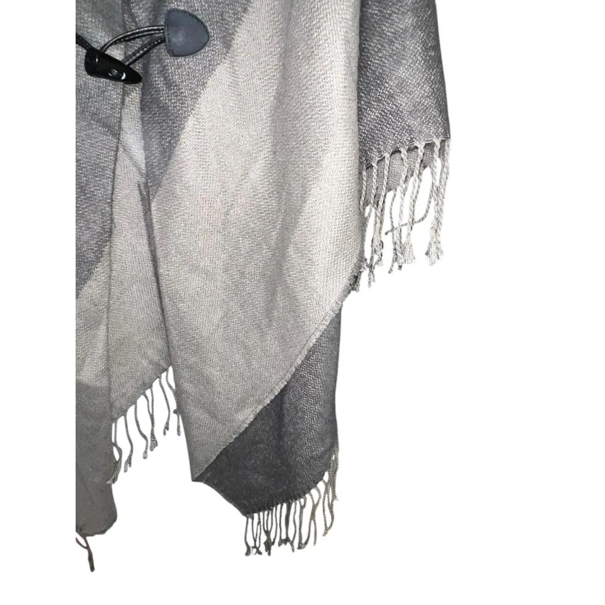 Croft & Barrow Taupe Two-Tone Toggle Poncho Cape Wrap Shawl OS Acrylic Fringe - Image 4