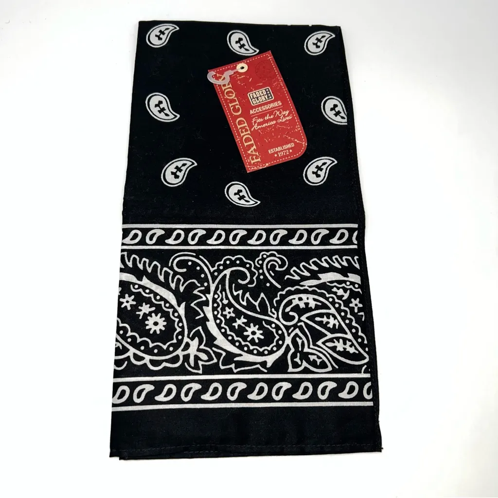Vintage NWT Faded Glory Lot of 6 Paisley Pattern Bandanas/Scarves 2 Black/3 Navy - Image 7