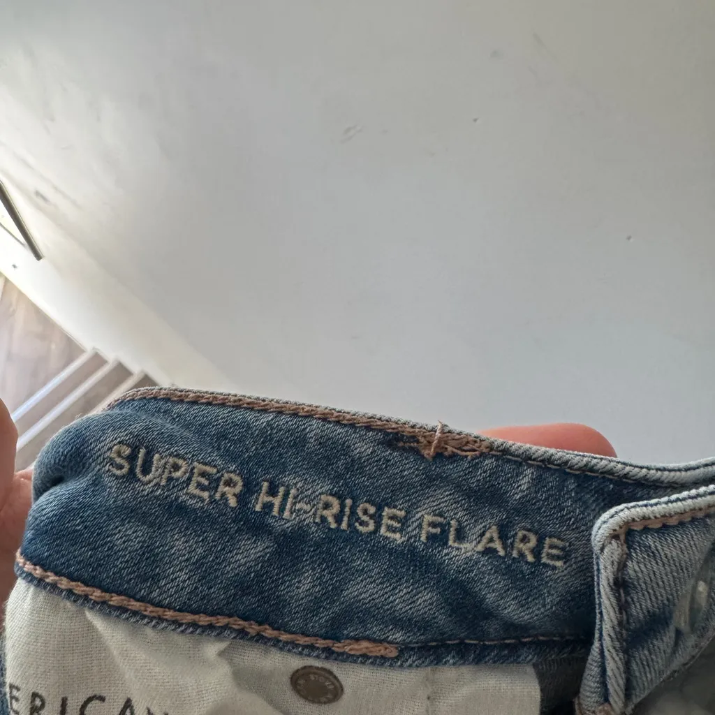 American Eagle Super Hi-Rise Flare Stretch Denim Jeans Distressed - Image 5