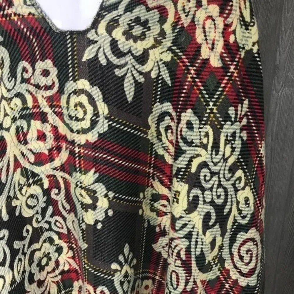 Oversized poncho floal scroll design fringe sweatshirt sweater xs Green - Image 6