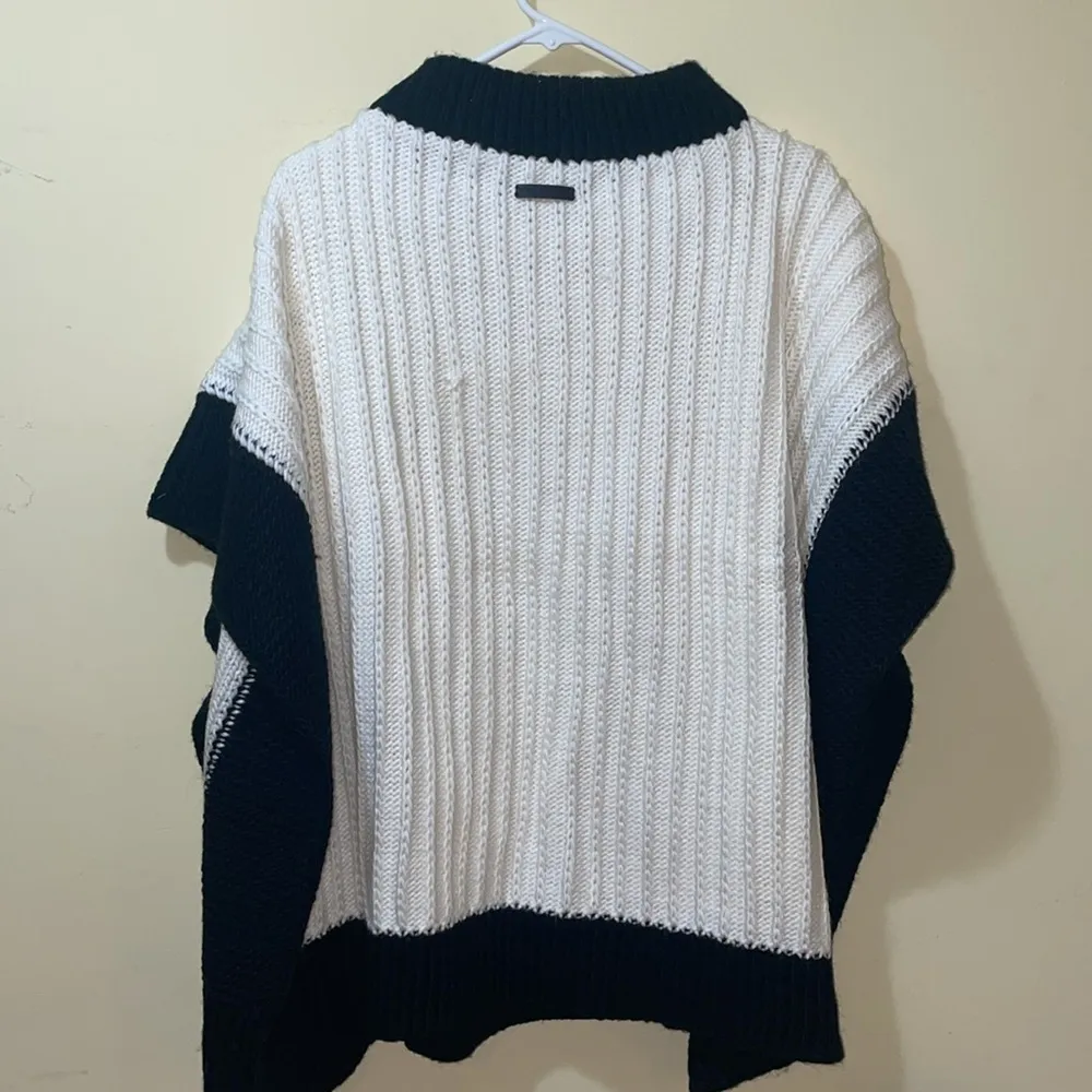 Womens Rebecca Minkoff Colorblock Rib Poncho In Cream/Black - Image 6