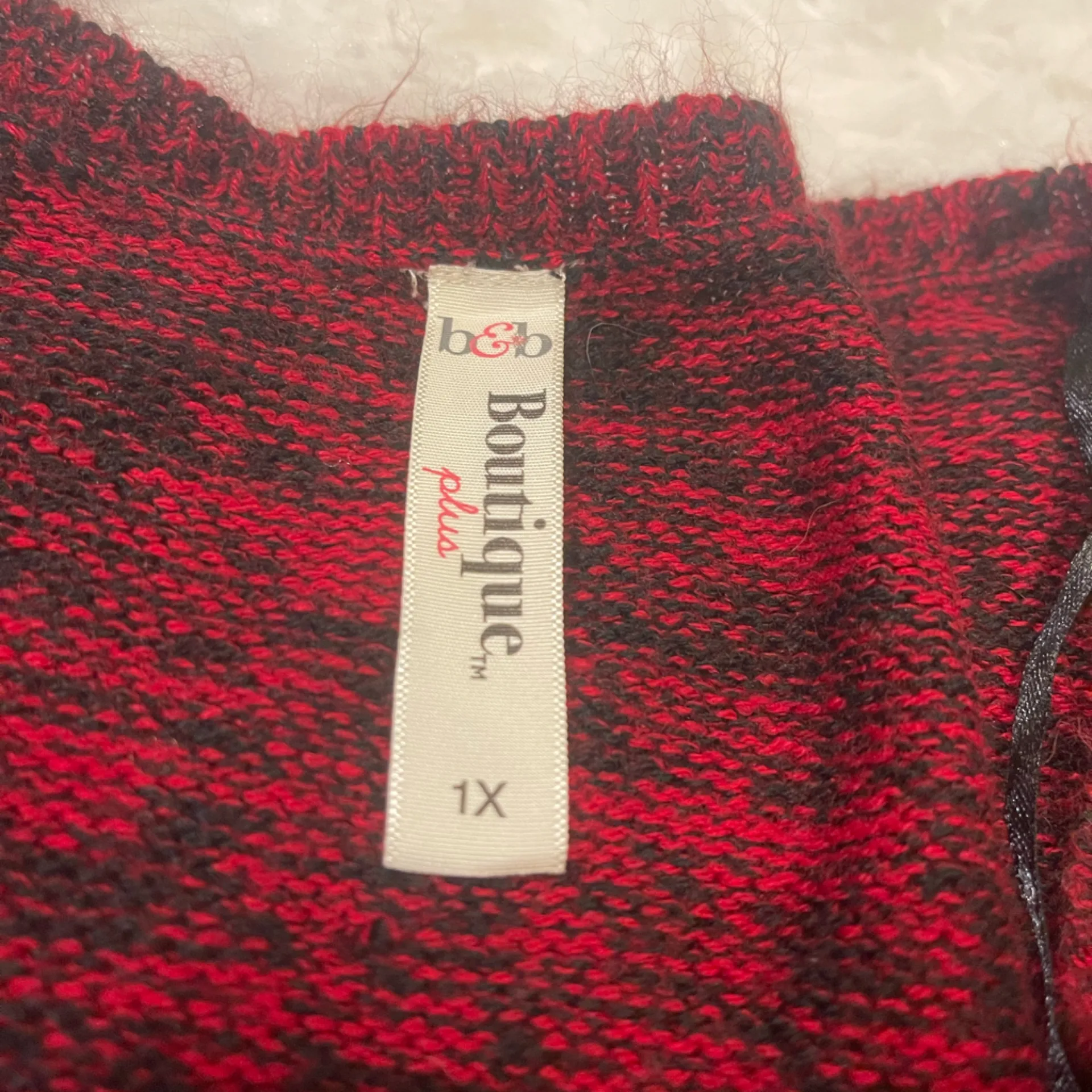 Red black long sleeve scoop neck sweater dress woman size 1X - Image 6