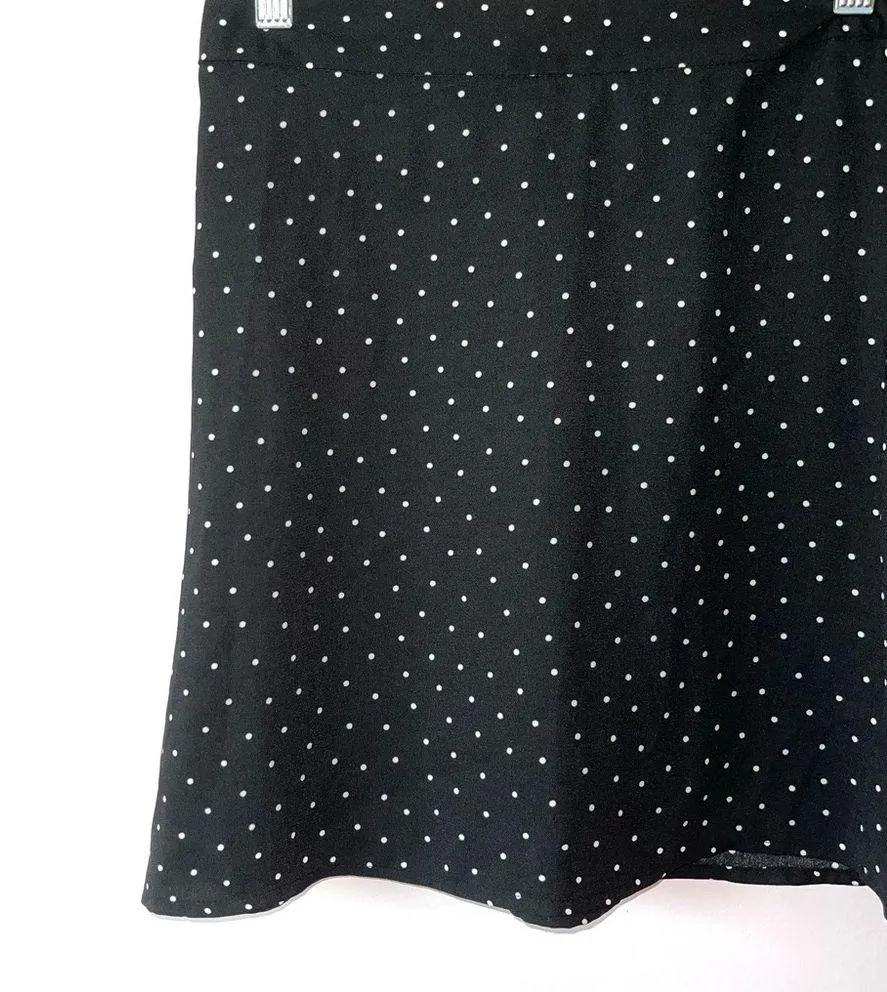 Black & White Dotted High Rise Pull-on Mini Skirt - Image 4