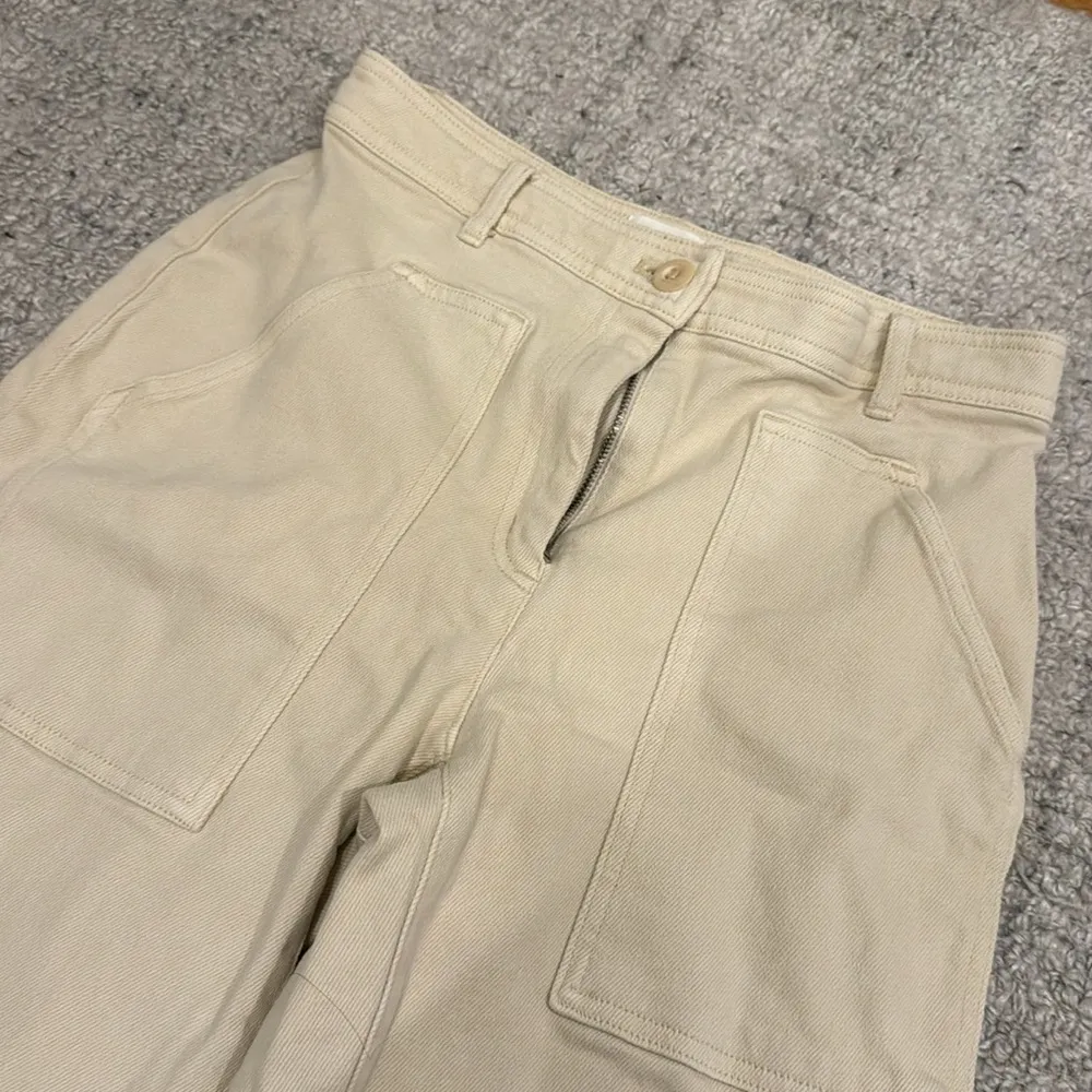 Aritzia Wilfred modern cargo pant in gd birch - Image 3