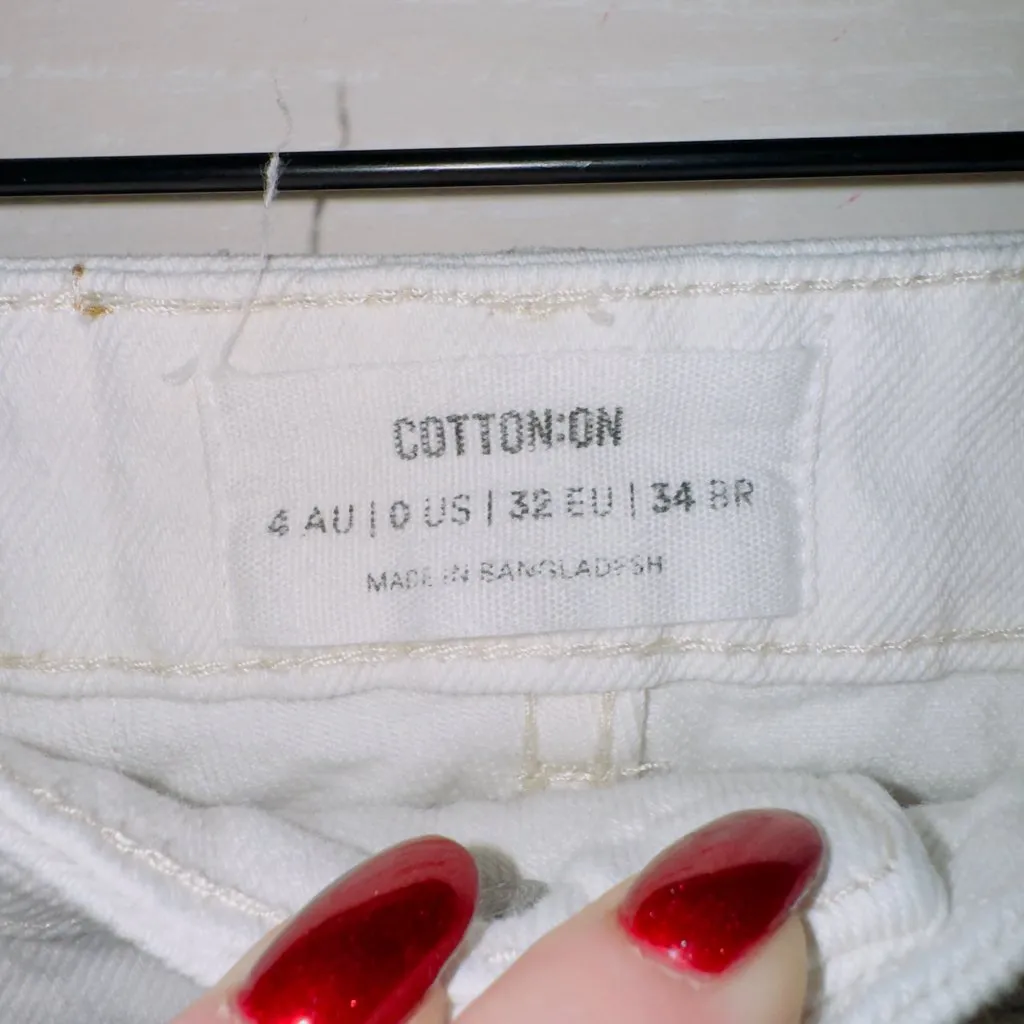 Cotton On Women's Size 0 White High Rise Long Straight Leg Jeans - Image 3