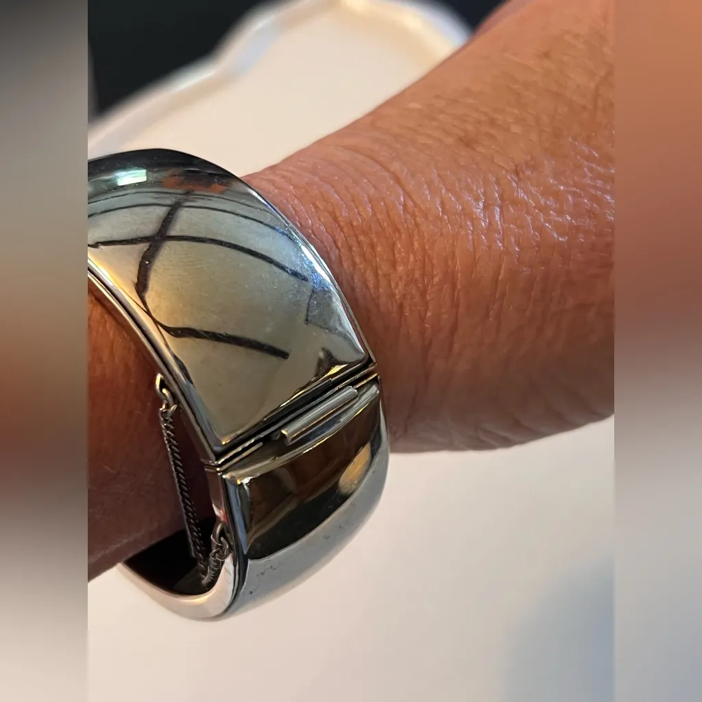 Vintage Silver Hinged Bangle Bracelet silver tone with chain chunky classic - Image 7