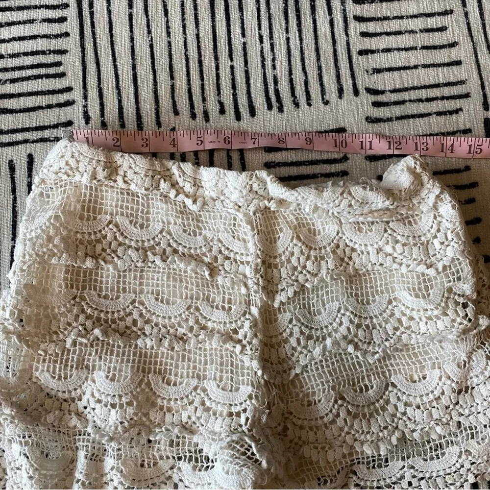 Zara Embroidered Lace Shorts Cream Small - Image 7