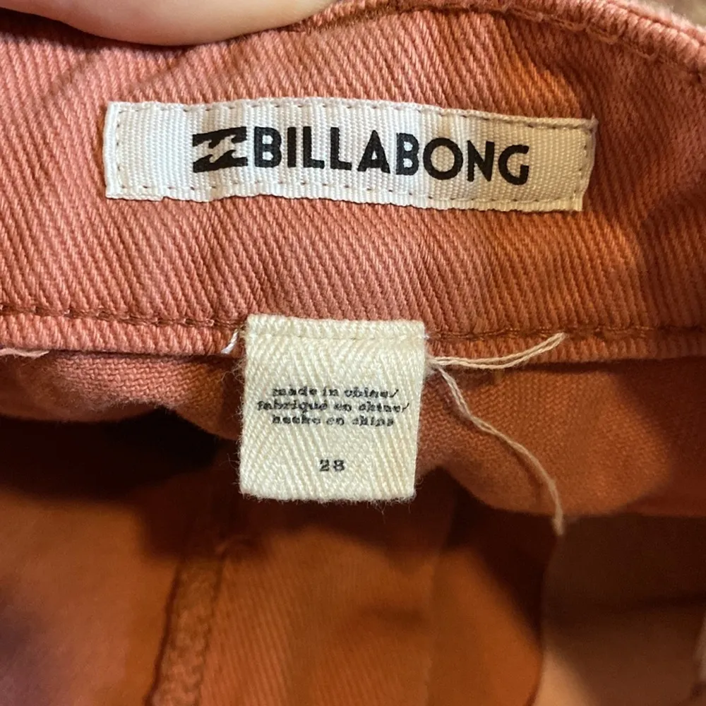 BILLABONG PINK DENIM BEACHY MINI SKIRT - Image 3