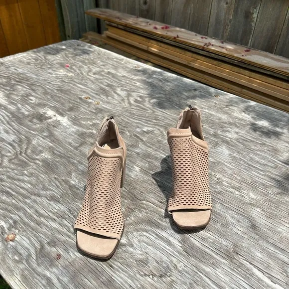 Vince Camuto Women's Katnina‎ Booties - Size 4 - Image 4