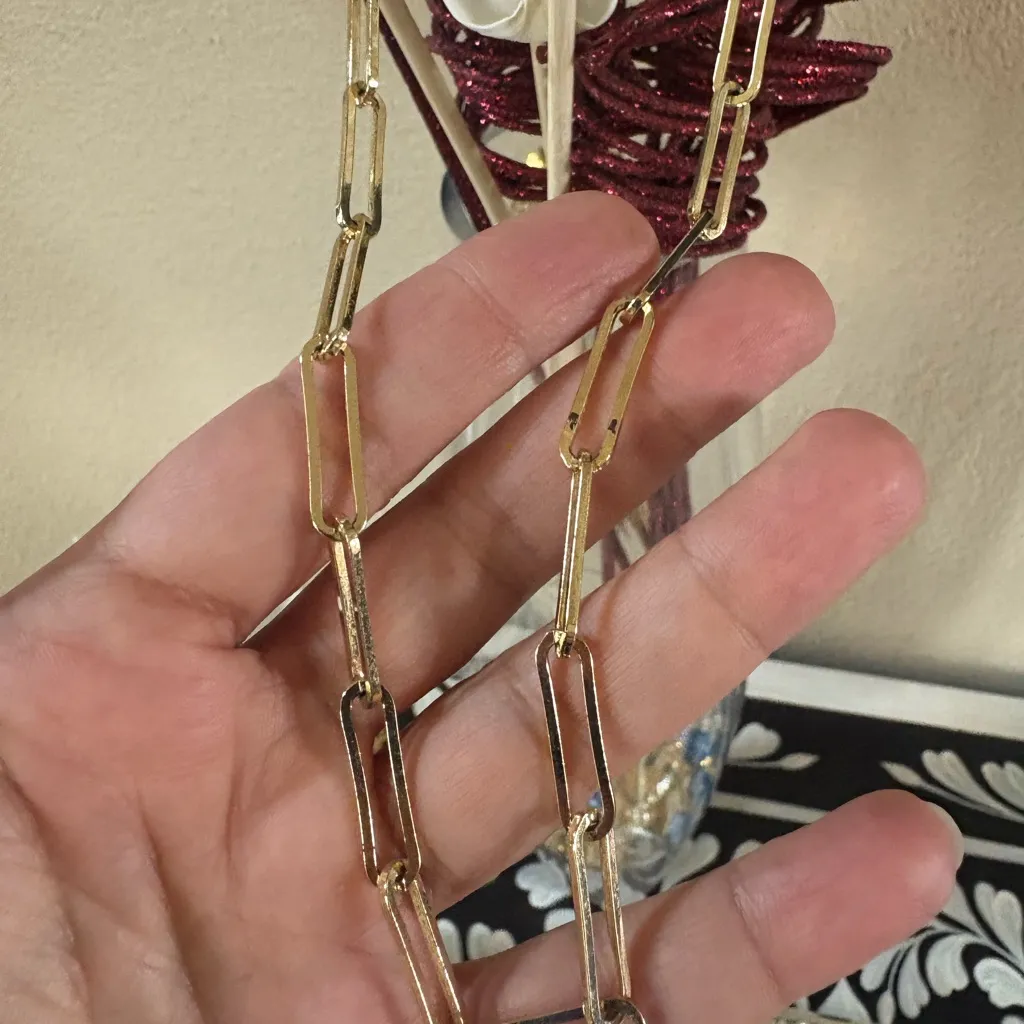 Bella Paperclip Gold Chain Bracelet - Image 4