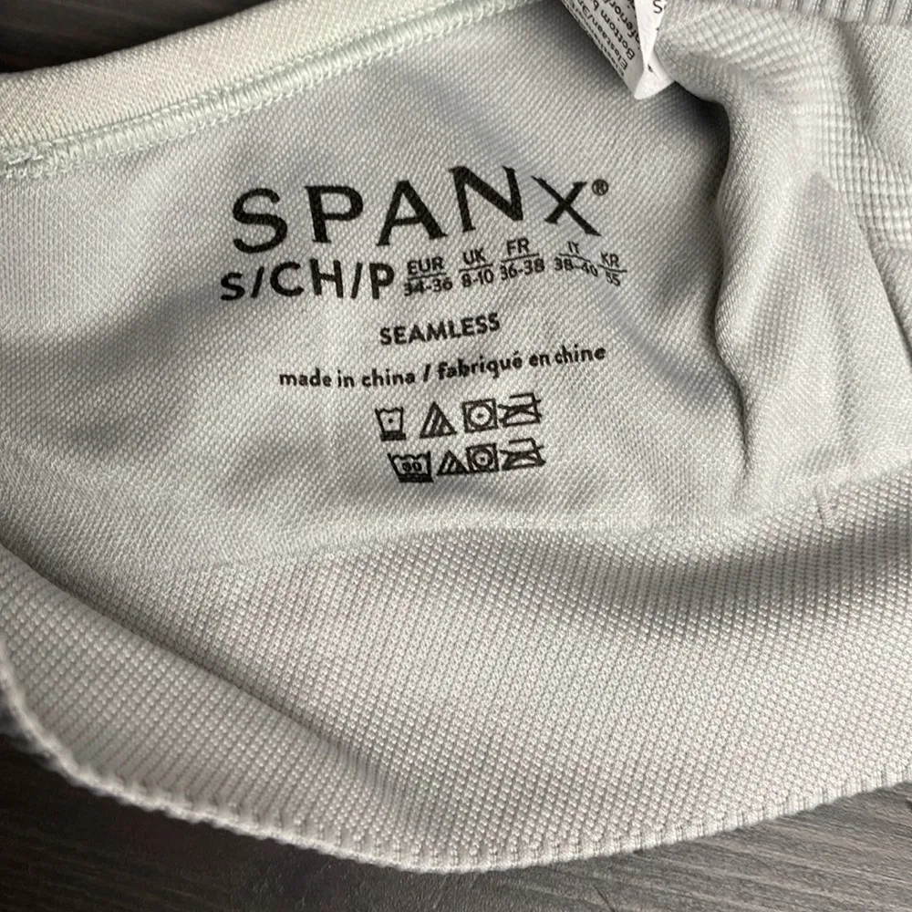 SPANX Spacedye Cloudy Grey Seamless Racerback Sculpt Bra Size S - Image 6