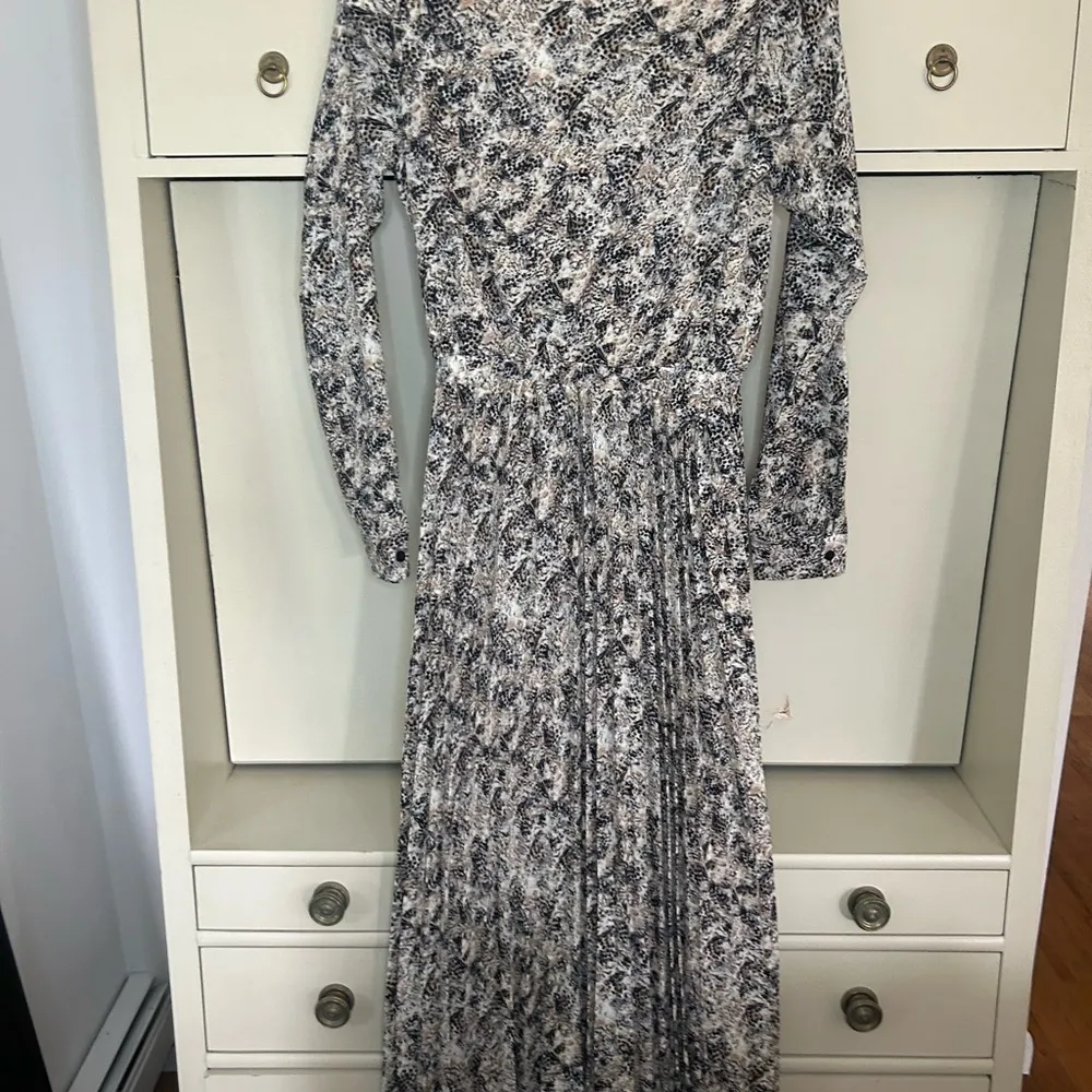 Udel New York animal print pleated maxi dress size small Brown - Image 2