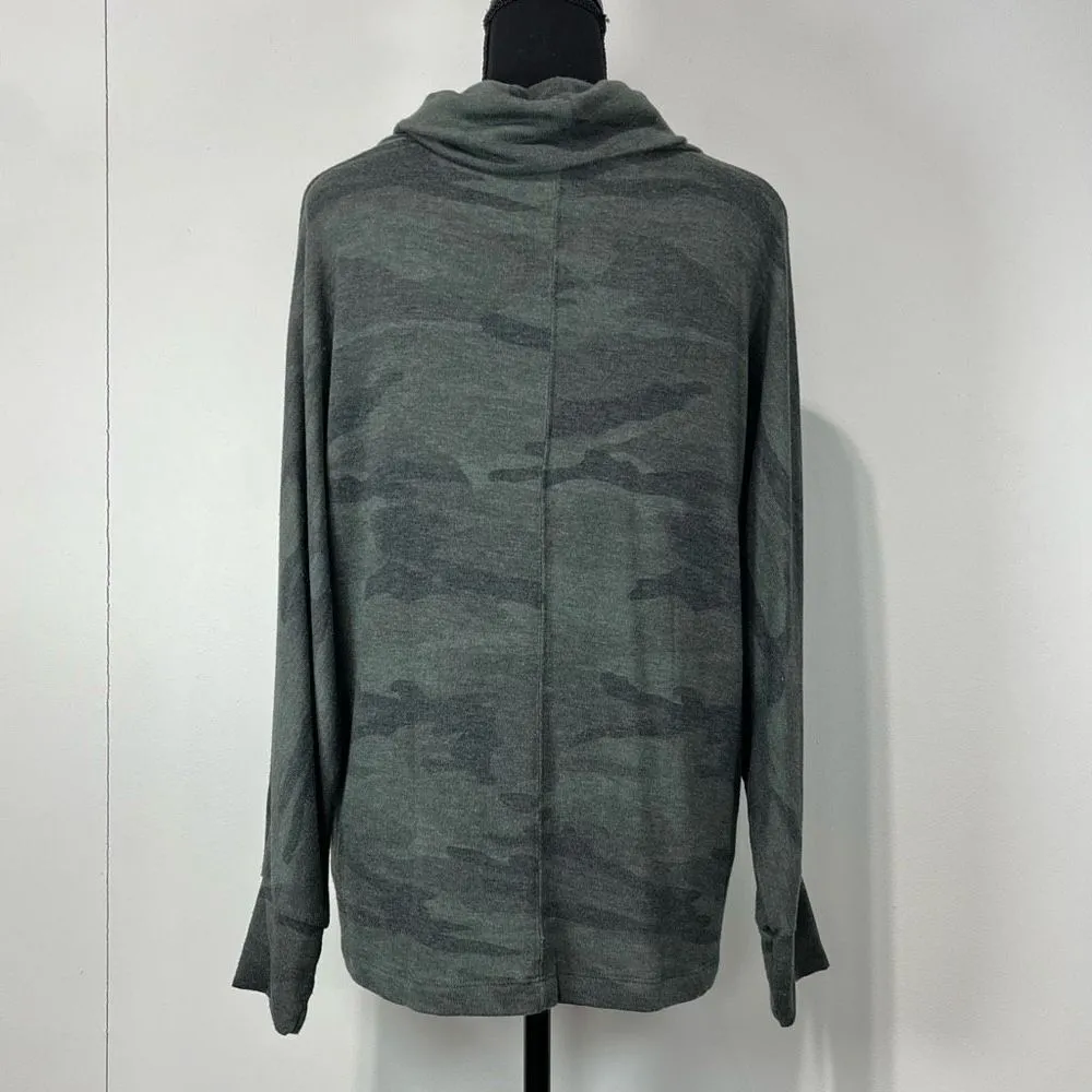 Splendid Camo Cowl Neck Dolman Long Sleeve Lightweight Sweater Top Sz M Green - Image 4