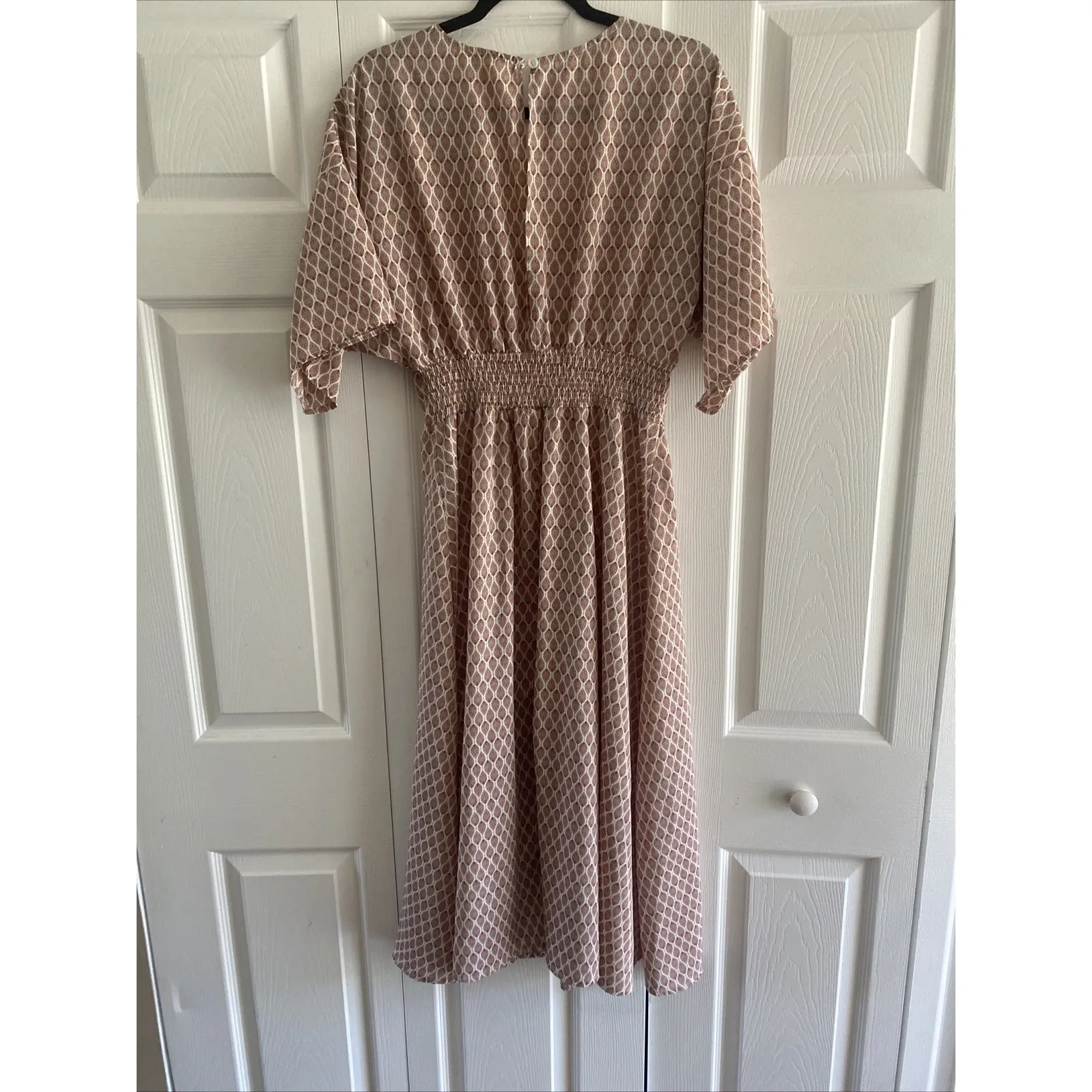 AndTheWhy Deep V Neck Leaf Pattern Maxi Dress‎ Medium Smocked Waist Retro Trad - Image 7