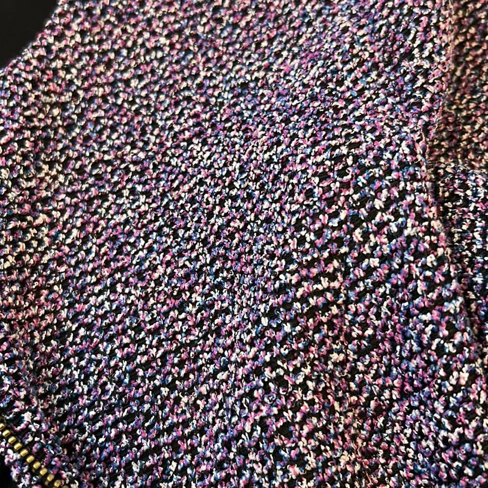 Donna Karan Boucle/Tweed Full Zip Jacket - Image 9