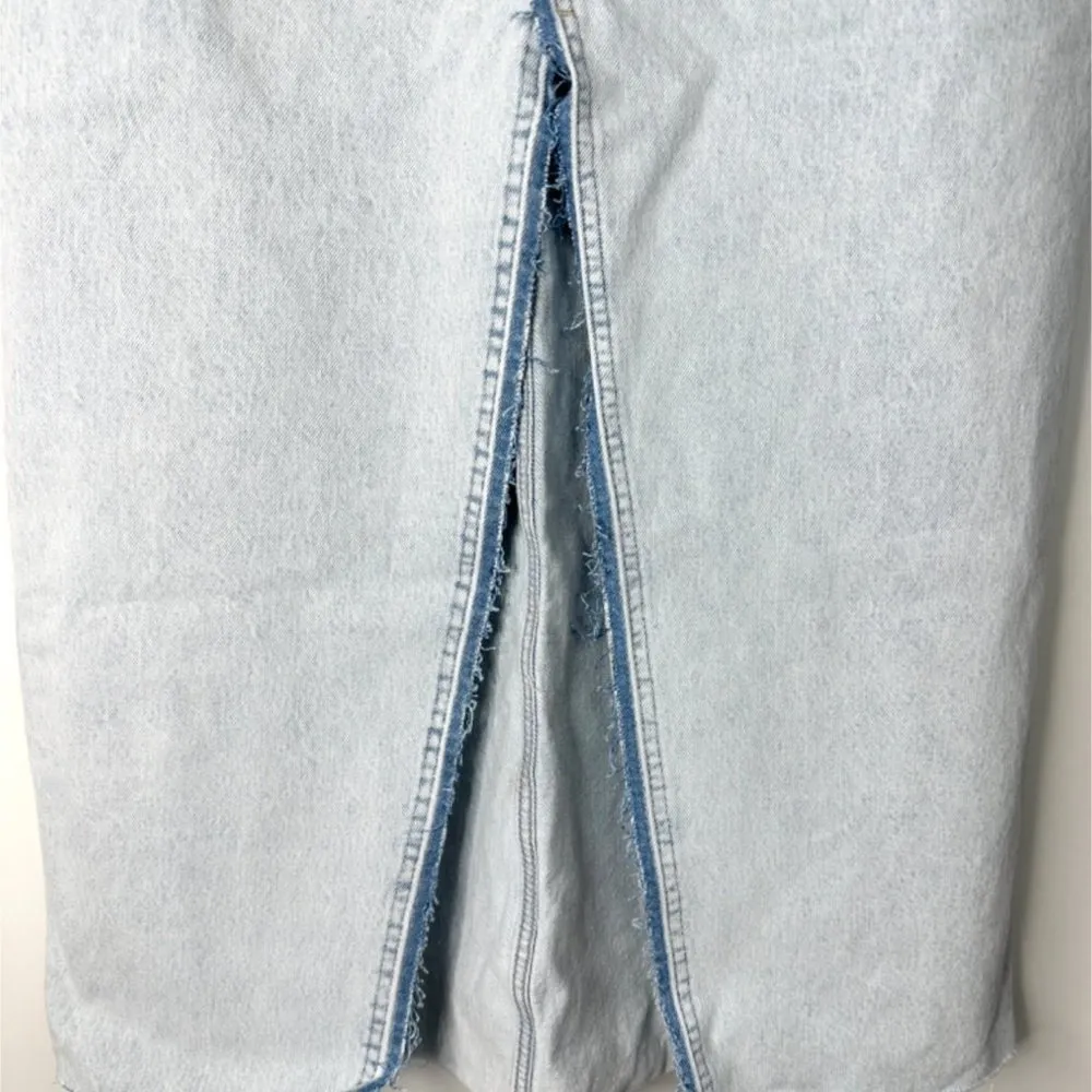 ZARA Skirt Womens Large Denim Midi Light Wash Slit🩵 - Image 5