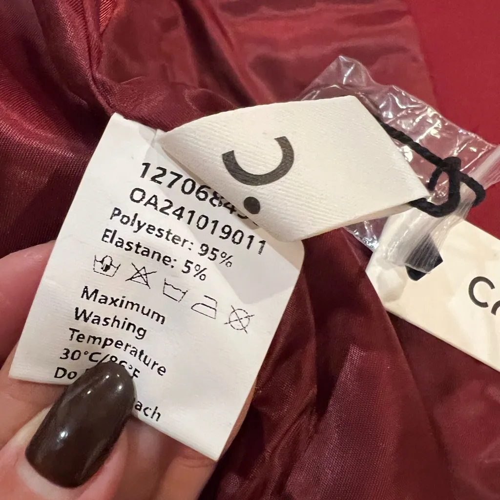 COMMENSE Split Button Slim Fitted Blazer
COLOR - Image 9