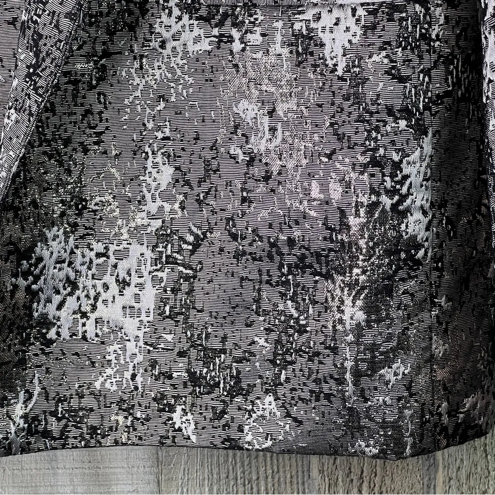 Natori Size Medium Metallic Jacquard Silver/Gold Open Front Jacket/Eveni… Silver - Image 8