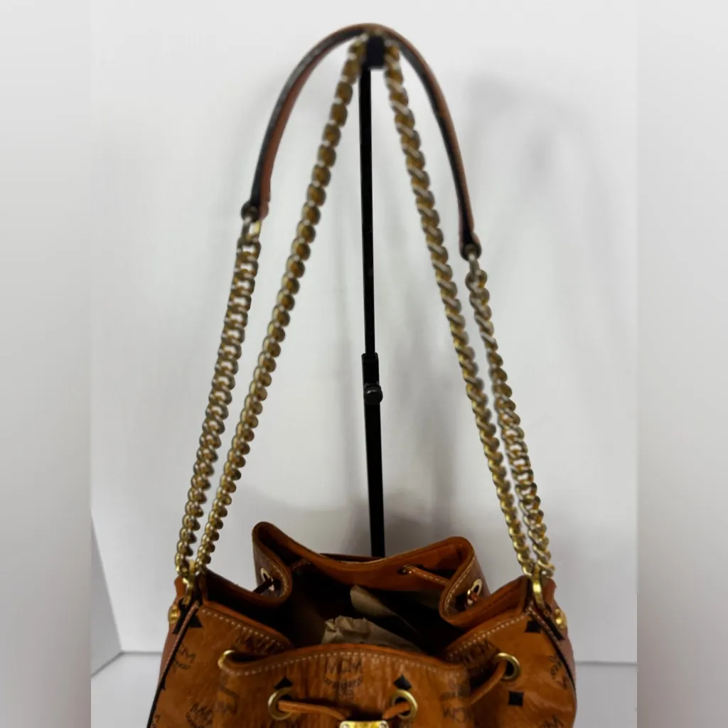 MCM Classic Cambas Tan Leather Bucket Bag with Gold Chain - Image 4