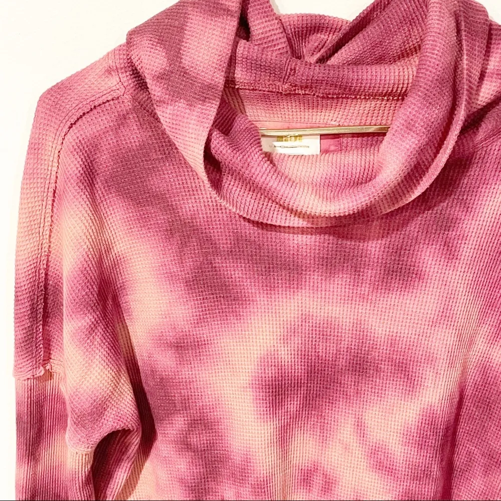 Anthropologie Maeve Medium Pink Ainsley Tie Dye Cowl Neck Waffle Knit Thermal - Image 3